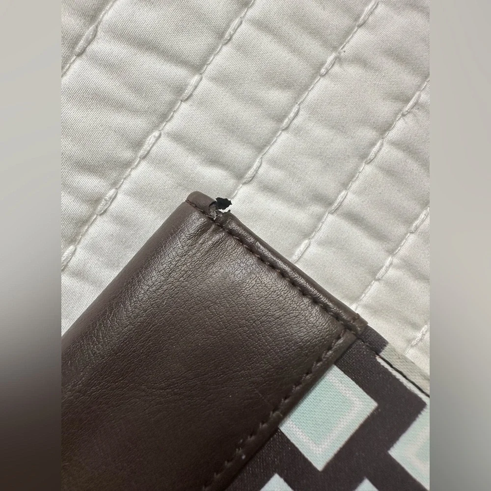 Modern Cross Pattern Leather Padfolio with Brown And Blue Trim